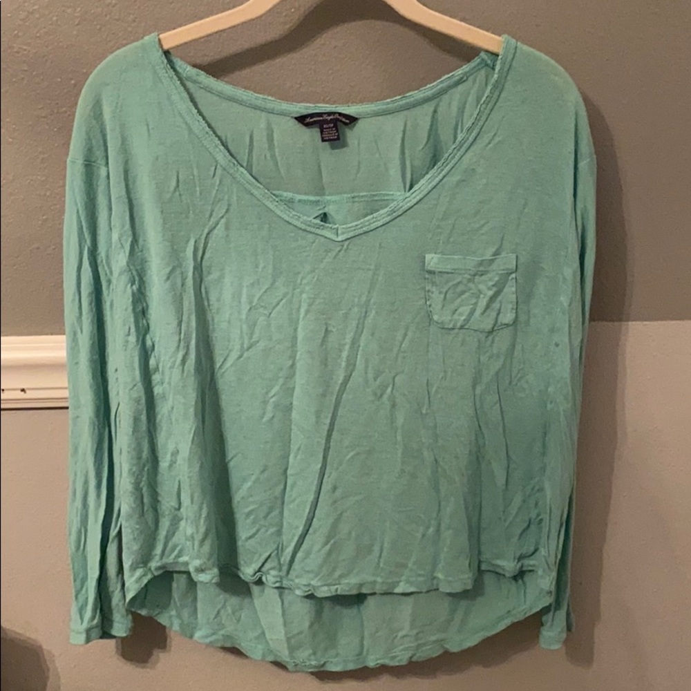 High low V neck AE top             # 96